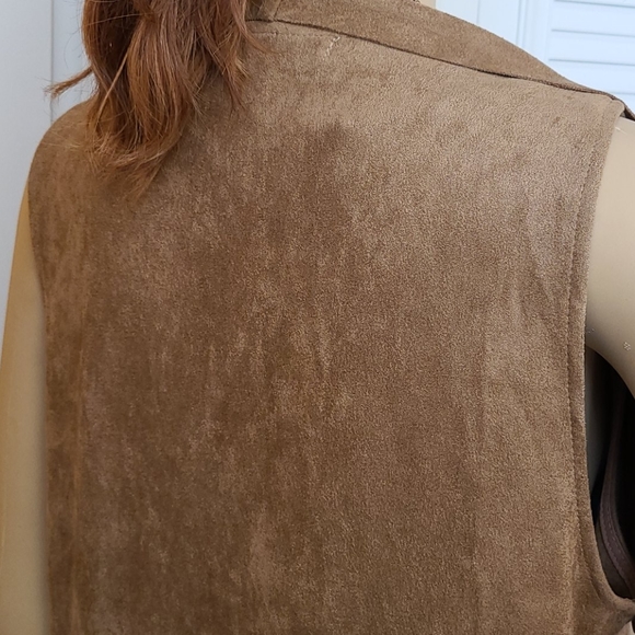 Great Ultra Suede Fringey Vest - Picture 6 of 9